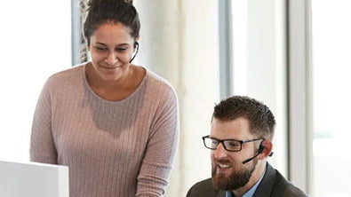 AFTERSHOKZ OPENCOMM : Casque à conduction osseuse pour la communication.