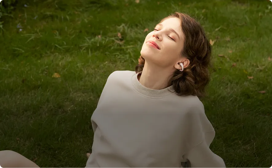 Écouteurs libres confortables pour les longues séances de sport.